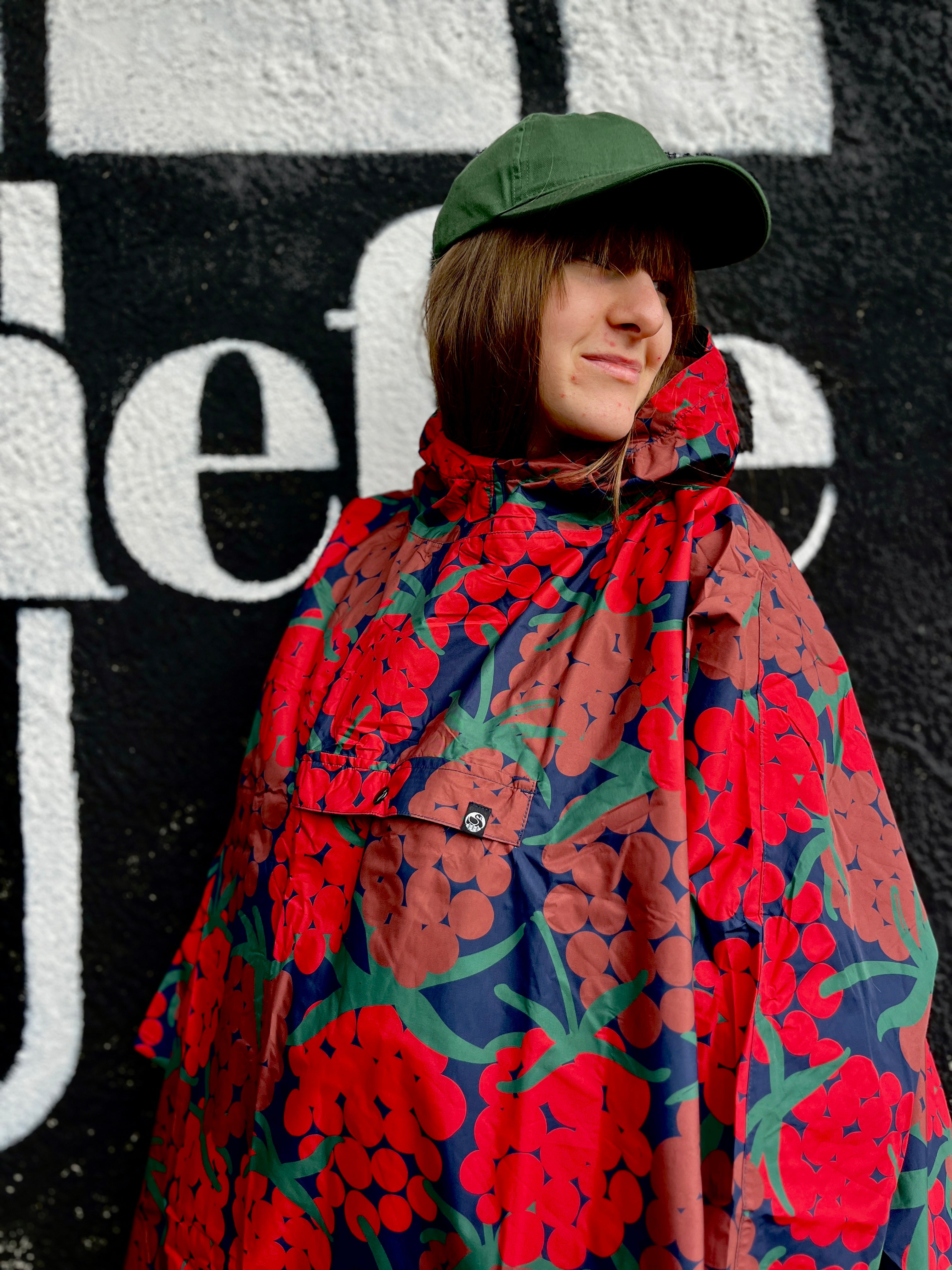 Danepackit Rainponcho Dk Red MAXIBERRY