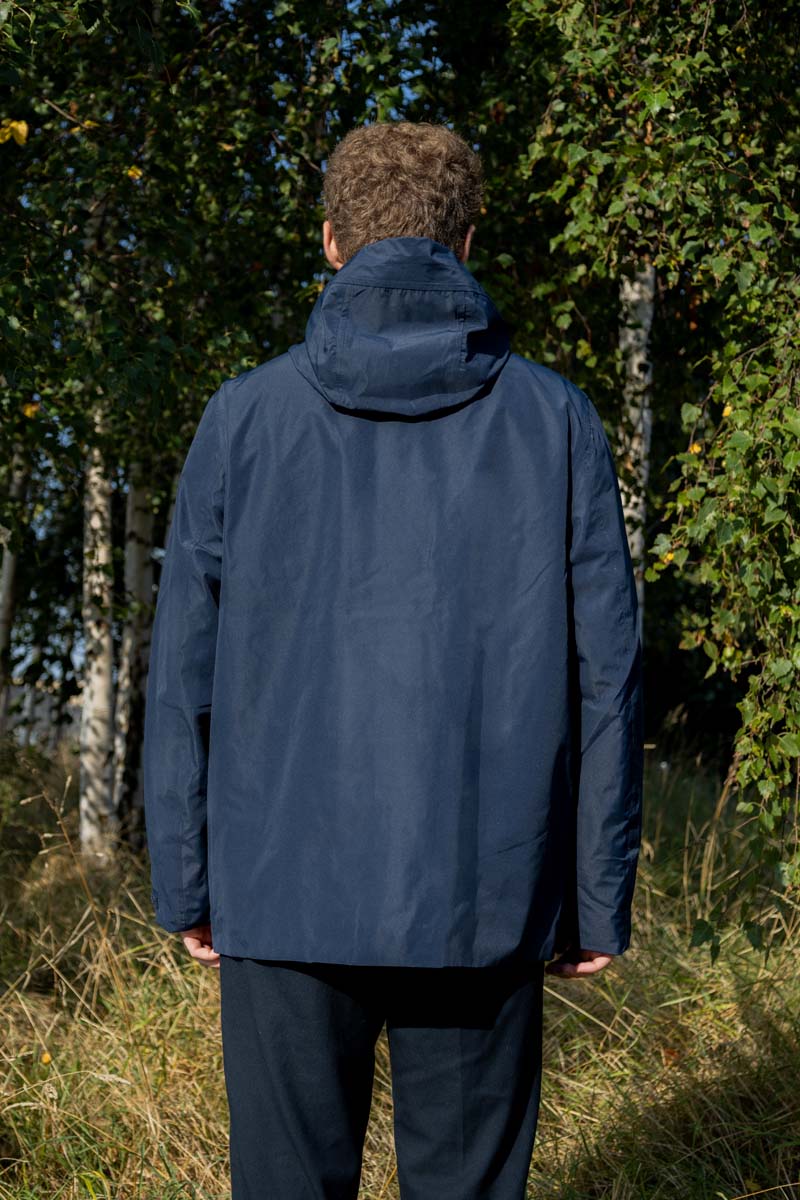 Navyblå regnjakke til mænd