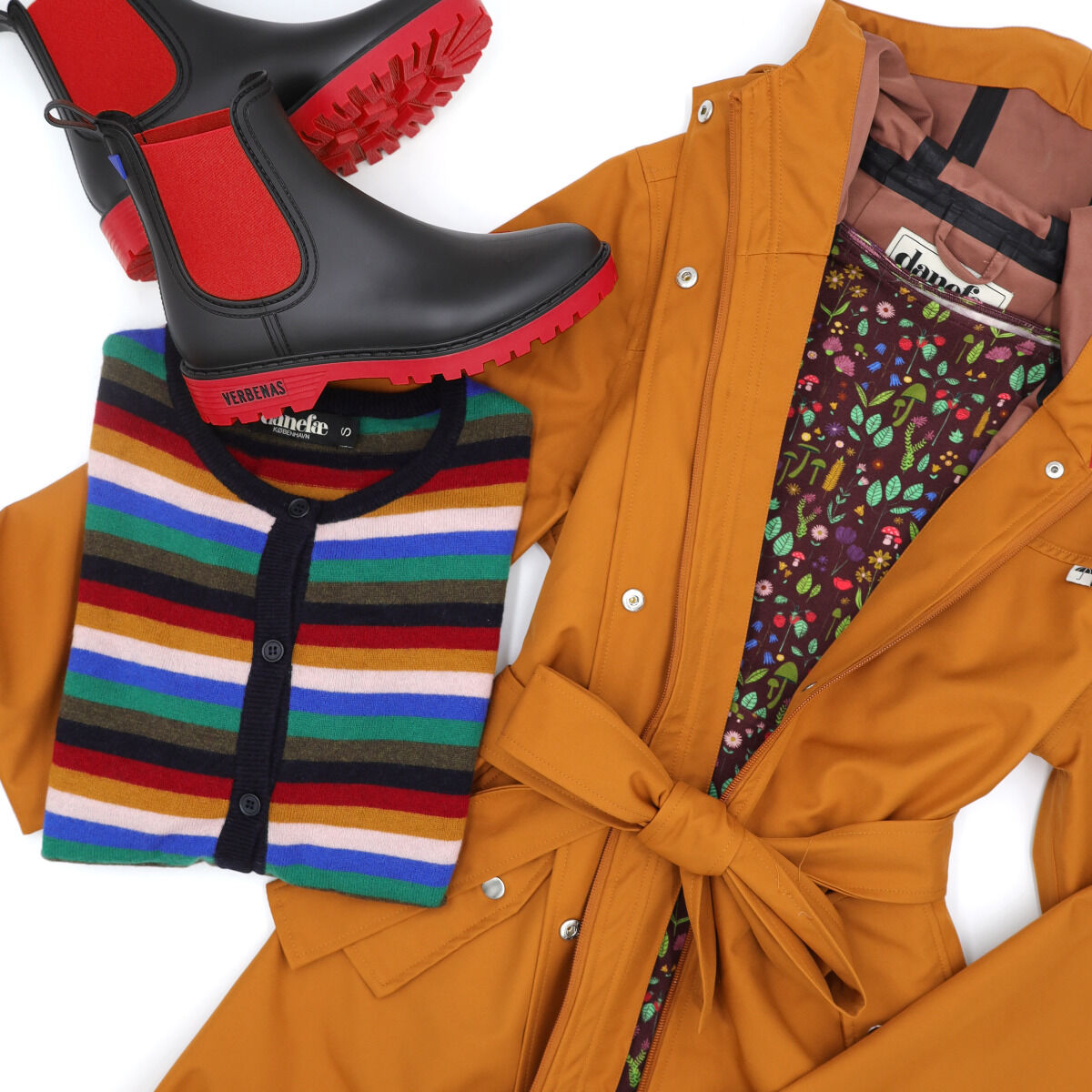 Vandtæt regnfrakke i okker til kvinder