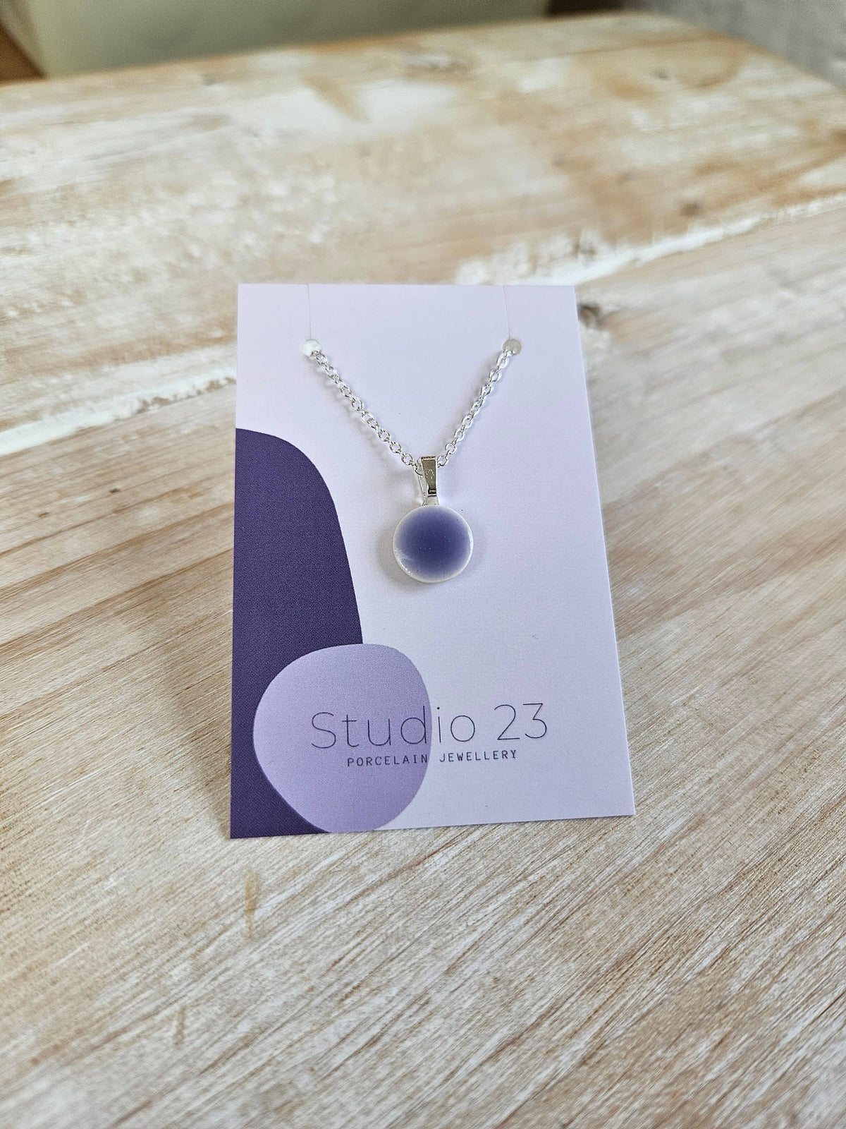 Pendant Circle: Blue Opal