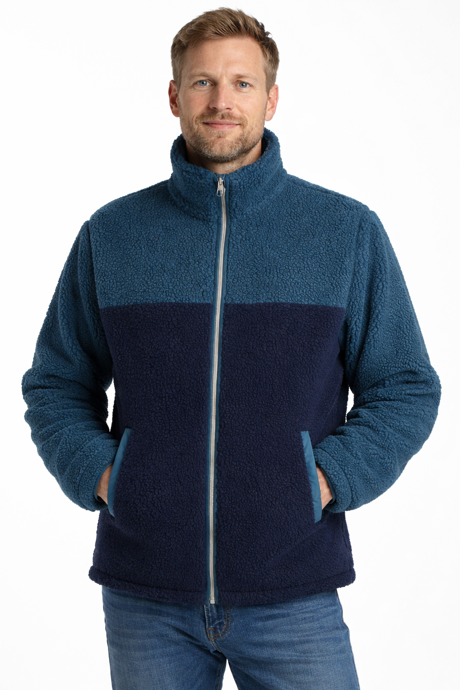 Beautiful fleece jacket from Danefæ. Beautiful colors and high