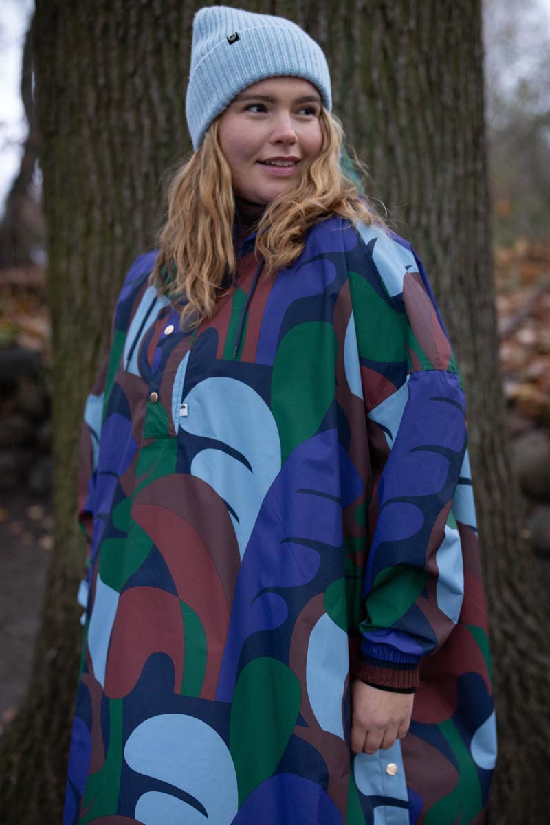 Mønstret regnponcho