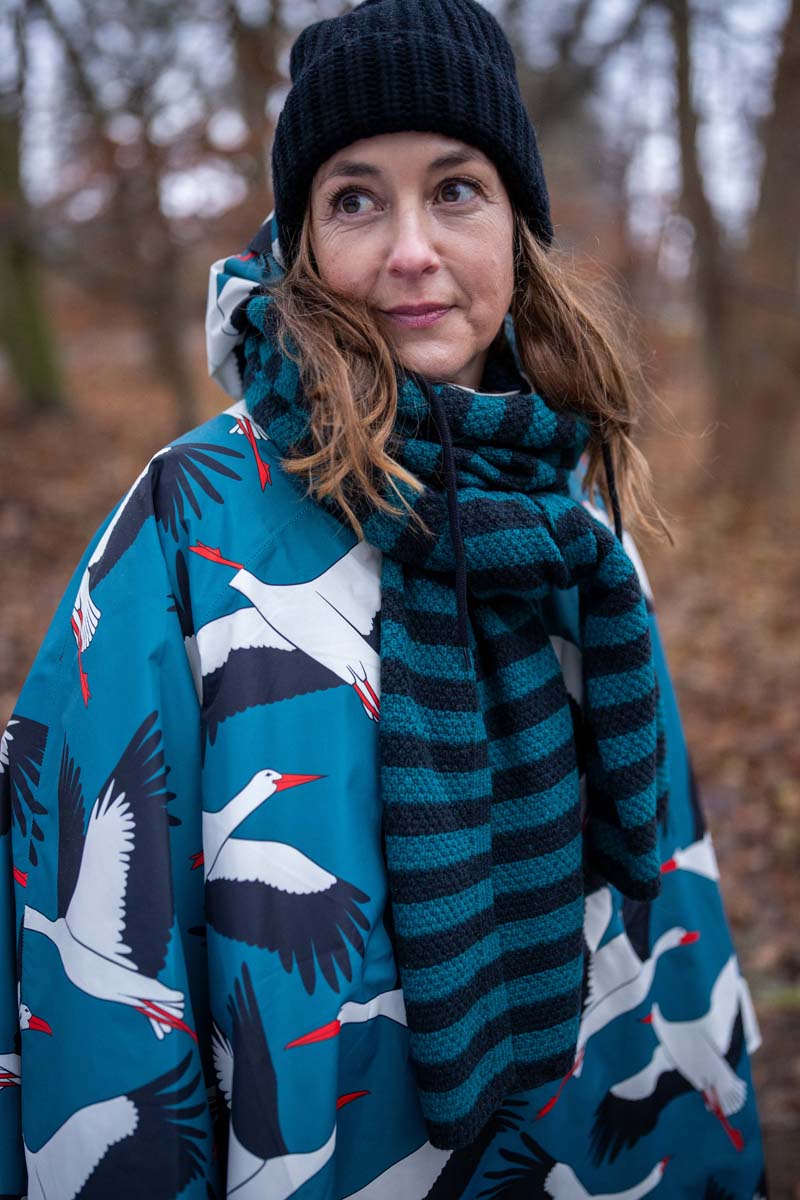 Regnponcho med mønster