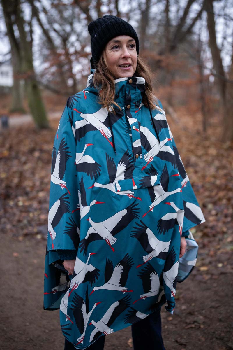 Regnponcho med mønster