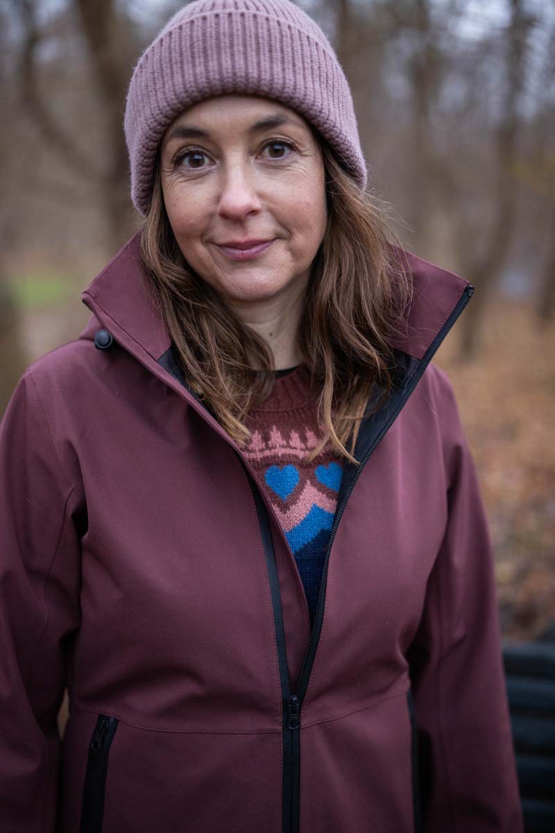 The Danedogwalker Raincoat Dk Merlot