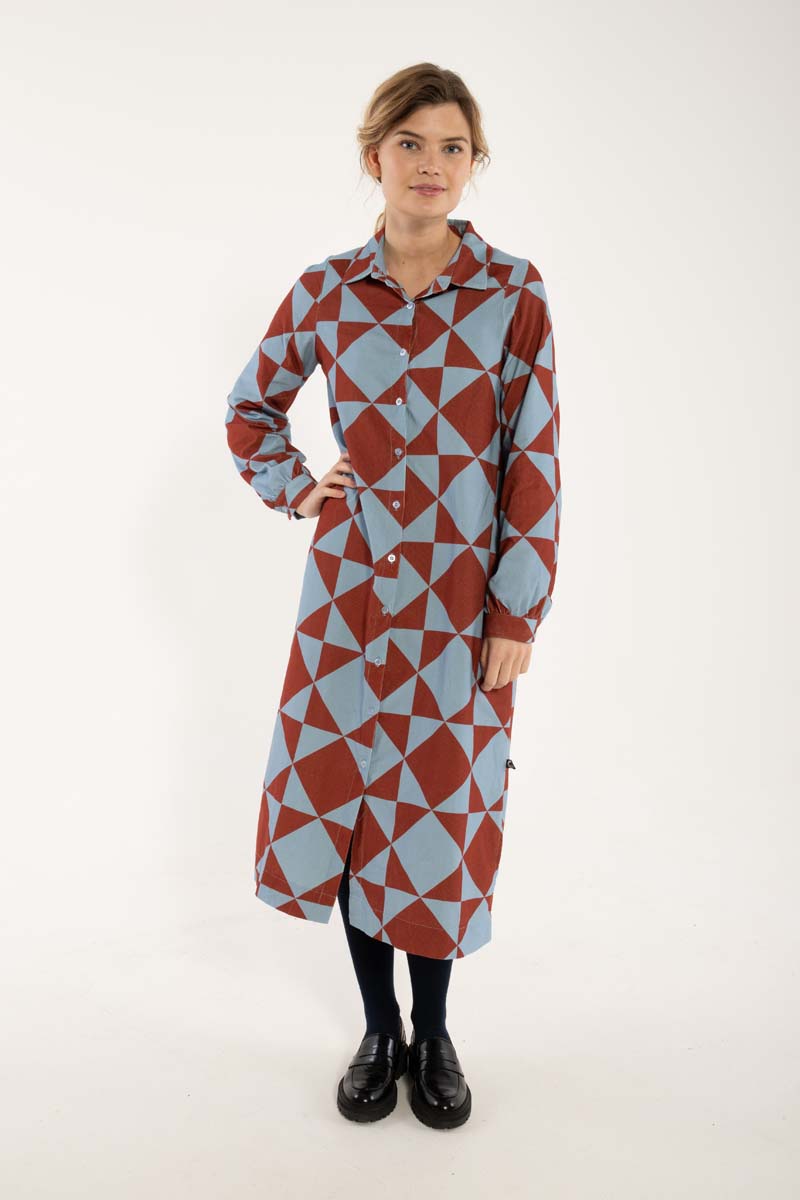 Mønstret fløjlskjole til damer.