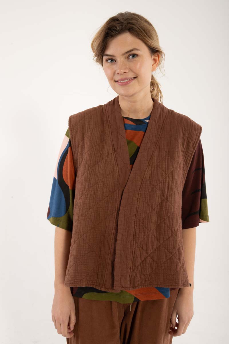 Danevibeke Quilt Vest Brown
