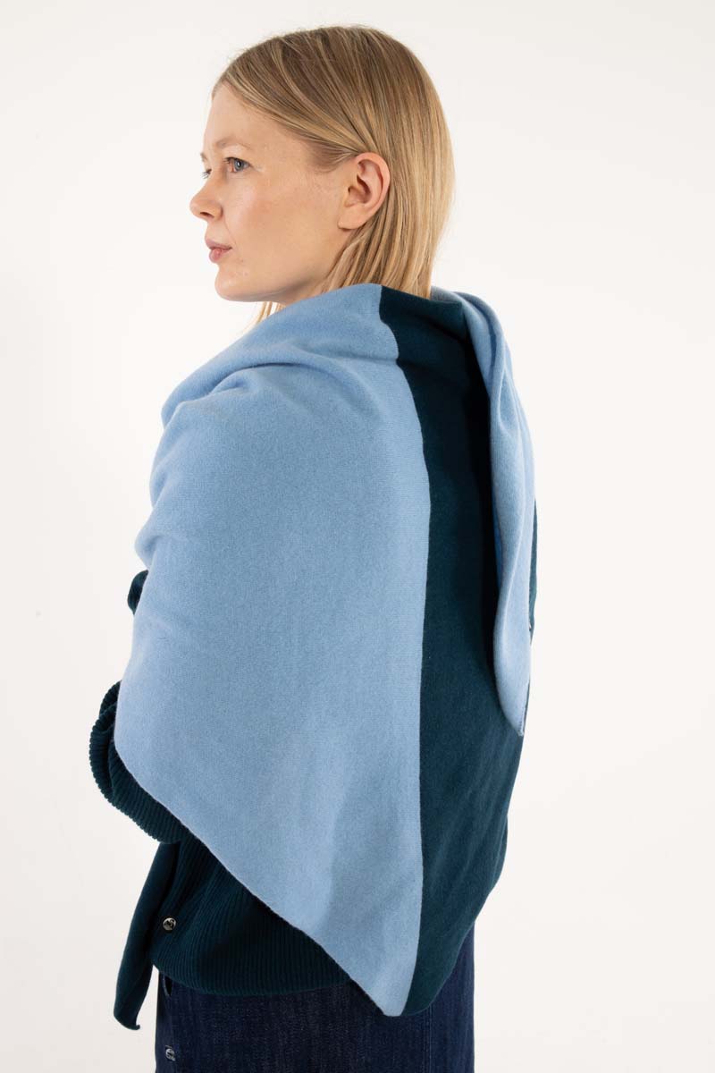 Danefireplace Wool Shawl Lt Blue Grey/Dk Slate