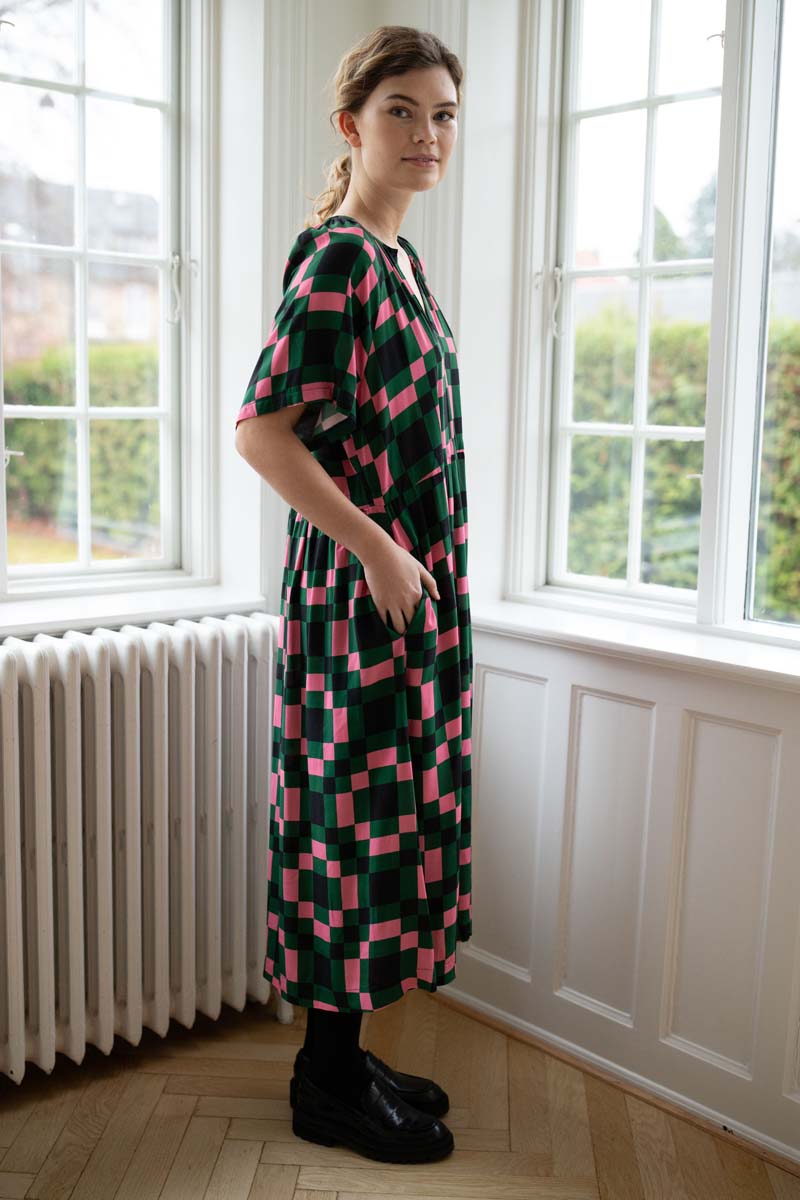 Daneluft 3/4 Viscose Dress Dk Pine PIX