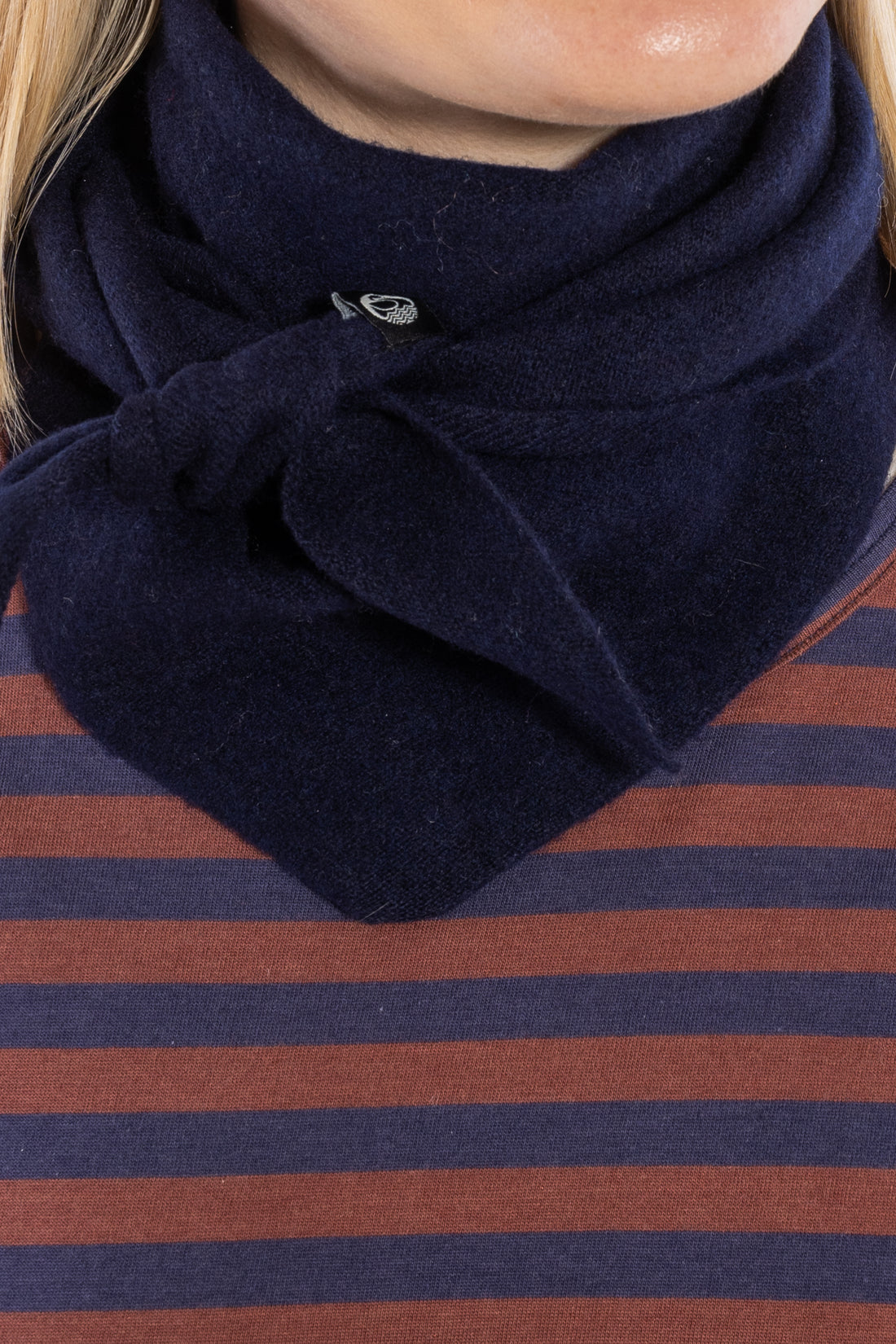 Danecharmer Wool Scarf Dk Navy