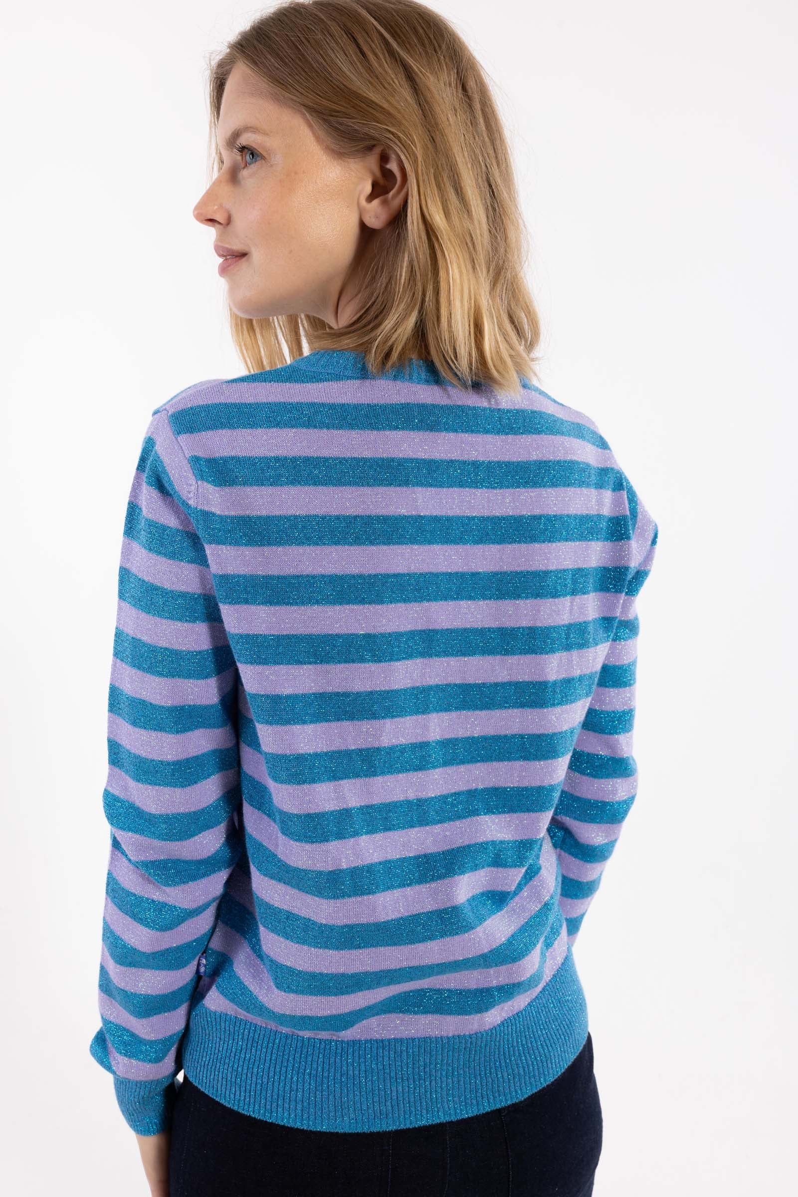 Sød glittercardigan med lyslilla og blå striber til kvinder