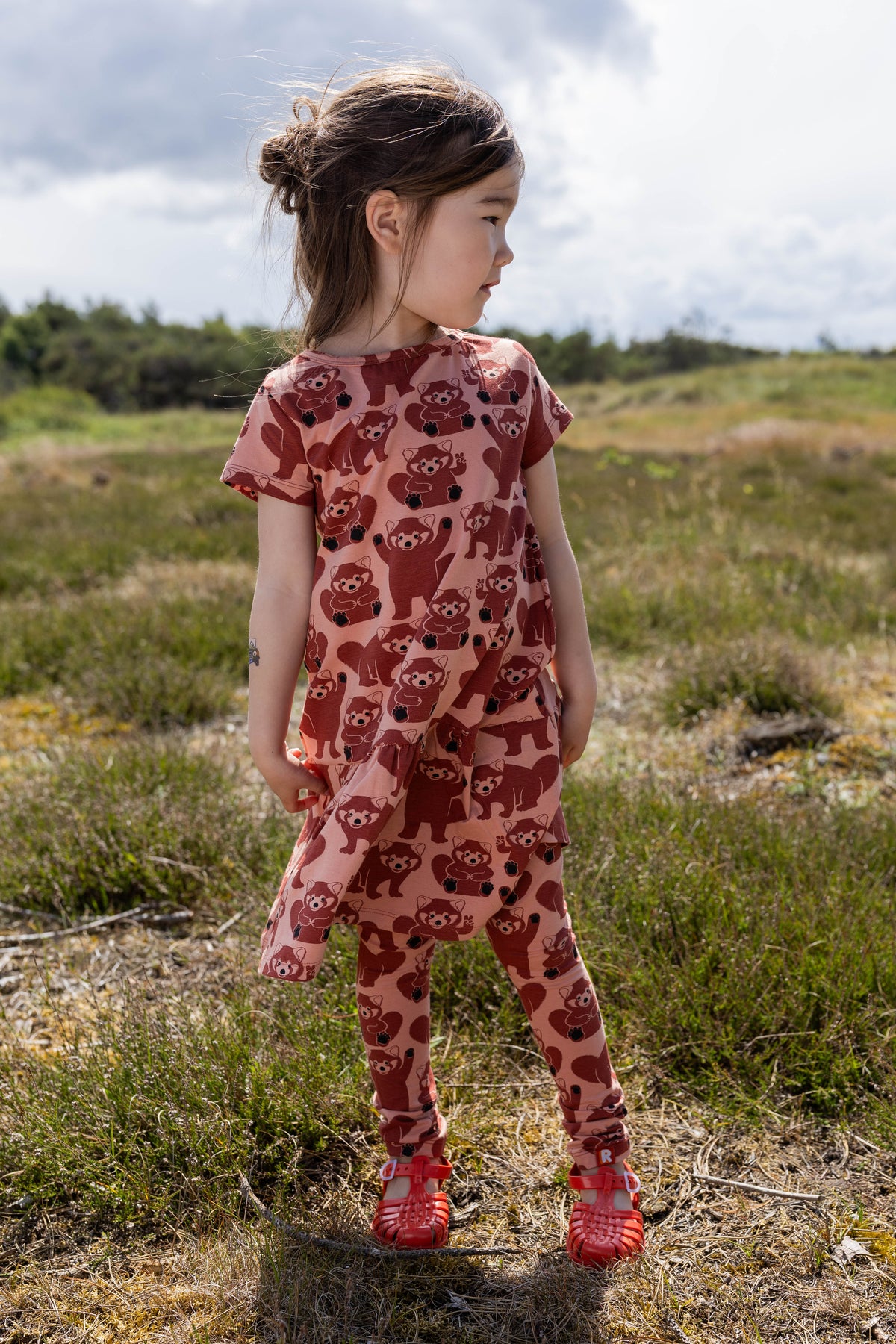 Dyrzanzi Dress SS Light Clay MULTIROED PANDA