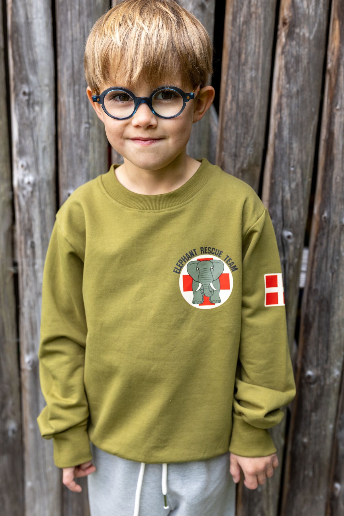 Lækker sweatshirt til børn med print af elefant