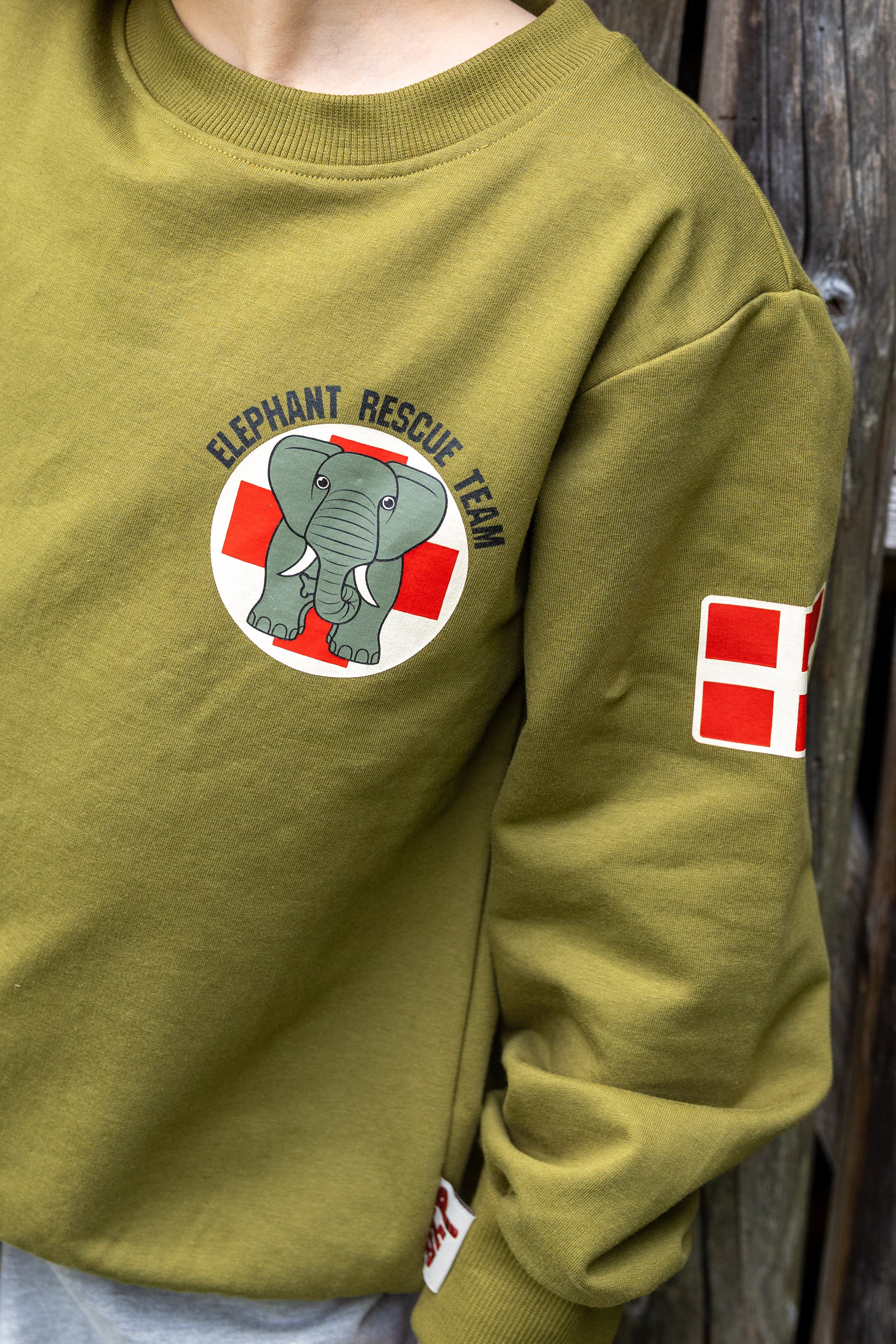 Dyrepasser Sweat Olive ELEFANT RESCUE