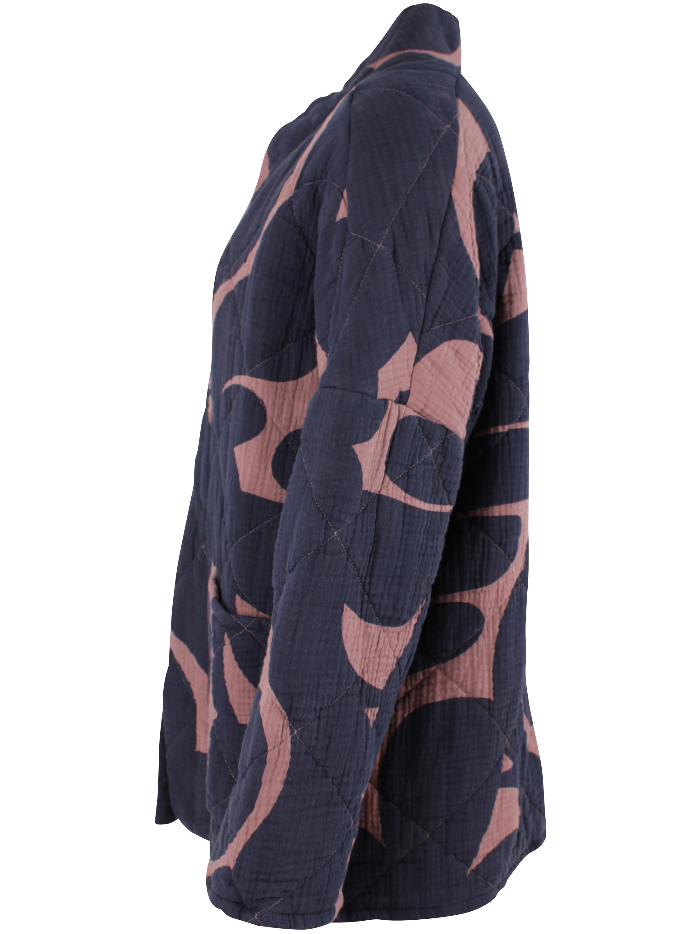 Smuk quiltet jakke med fint mønster til kvinder