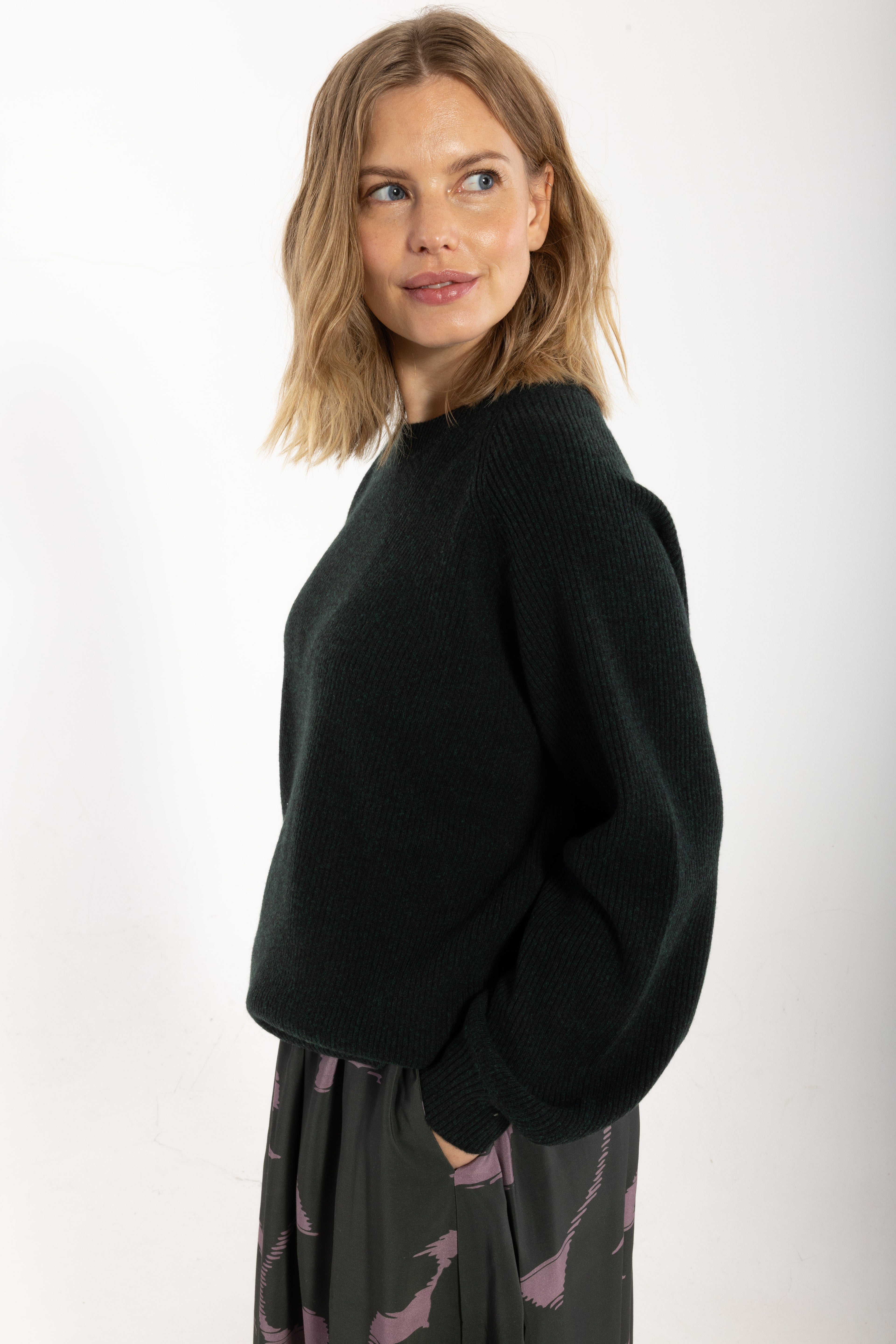 Danerelation Chunky Merino Wool Sweater Dark Forest