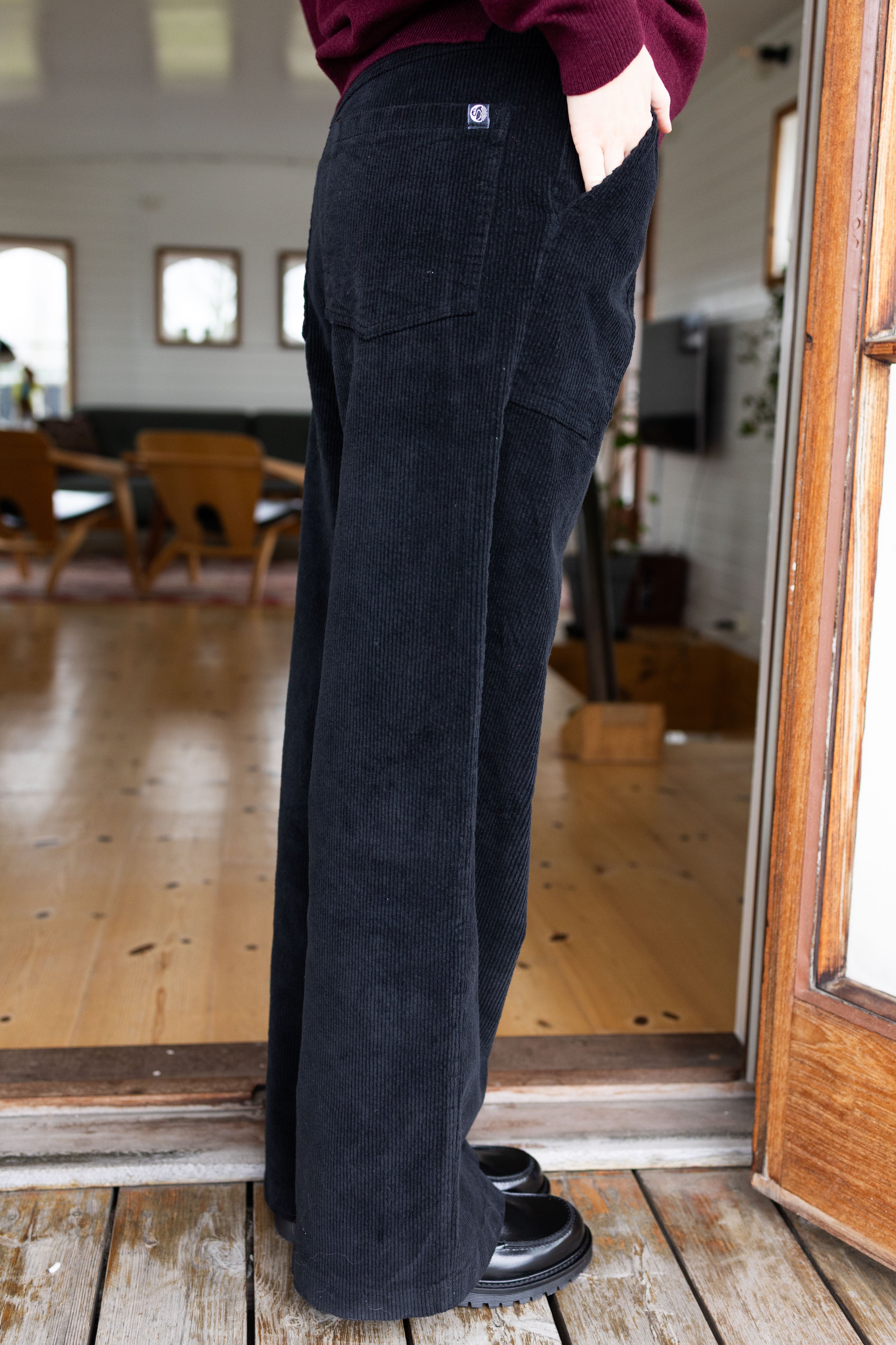 Daneplanet Cord Stretch Pants Black