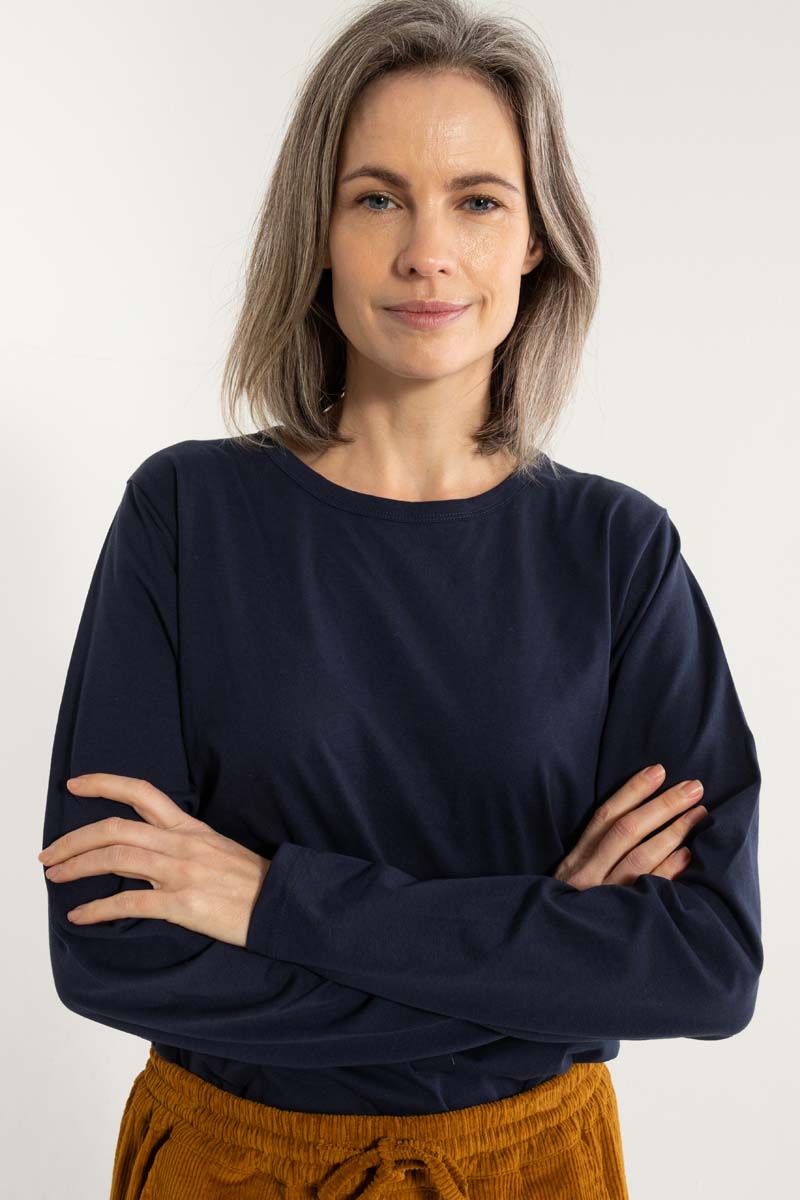 Langærmet bluse i skønne farver.