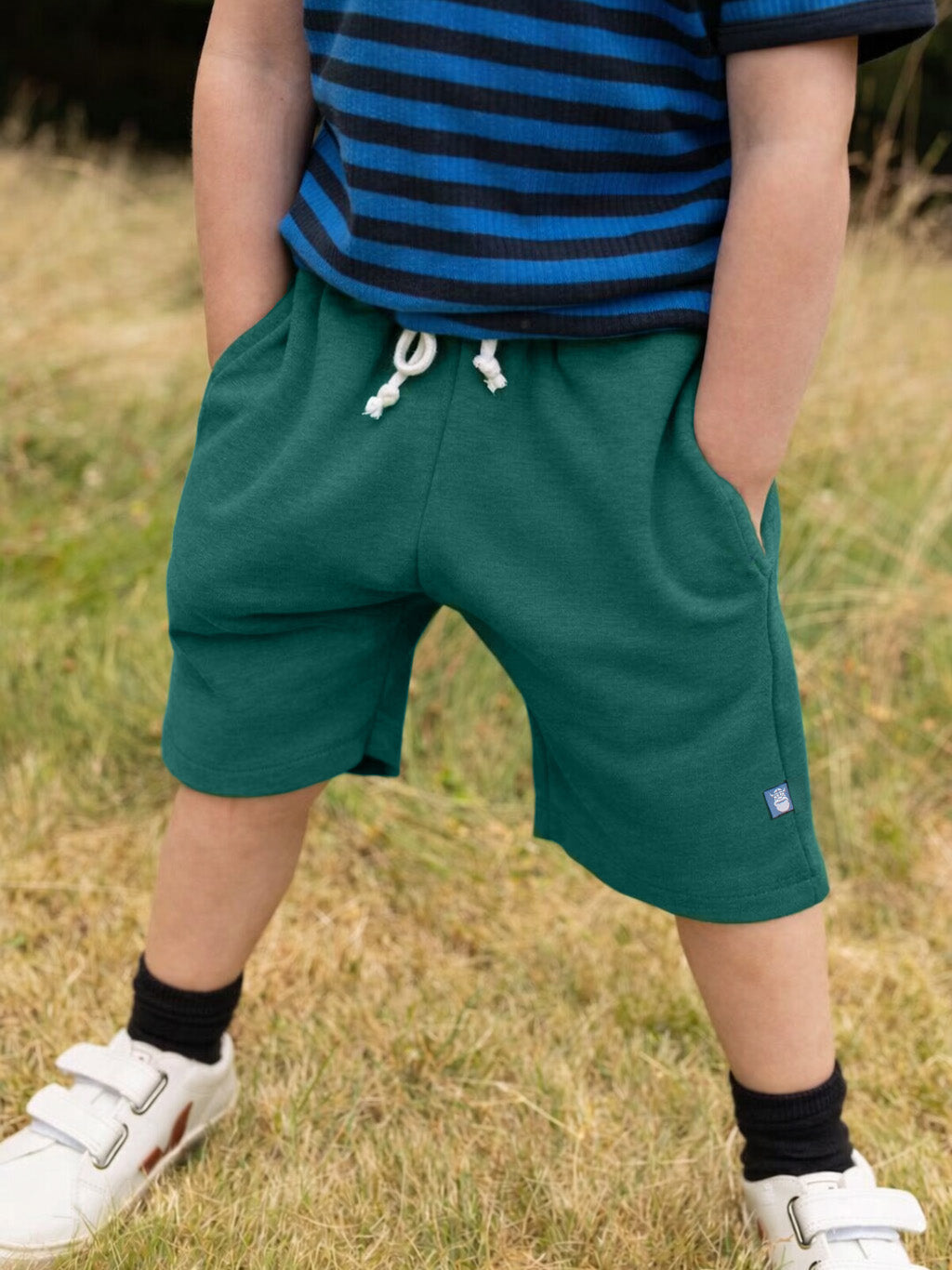 Danejump Shorts Dark Green