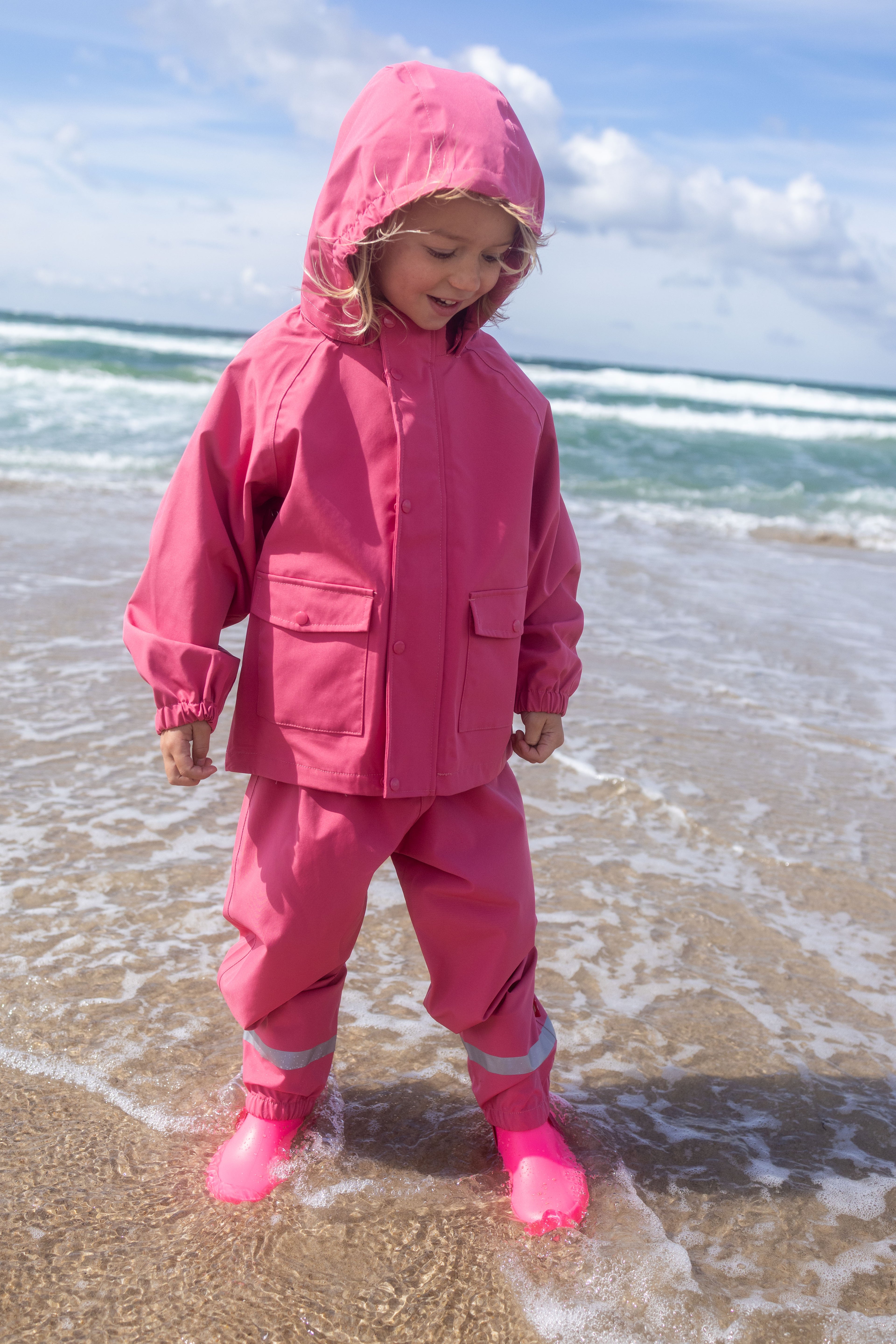 Danepuddle Rainset Soft Cherry