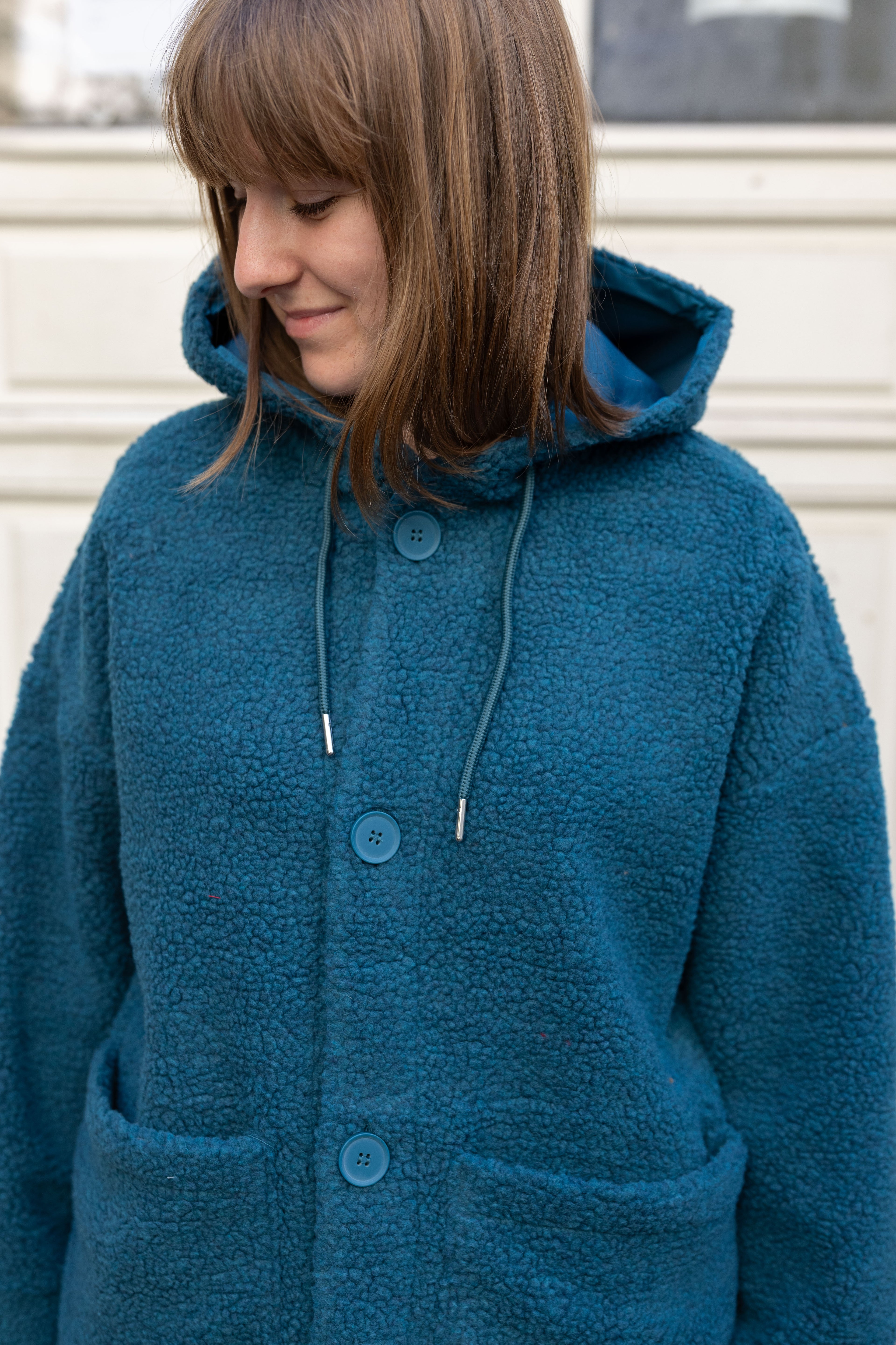 Lækker fuzzy fleecejakke i blågrøn nuance til kvinder
