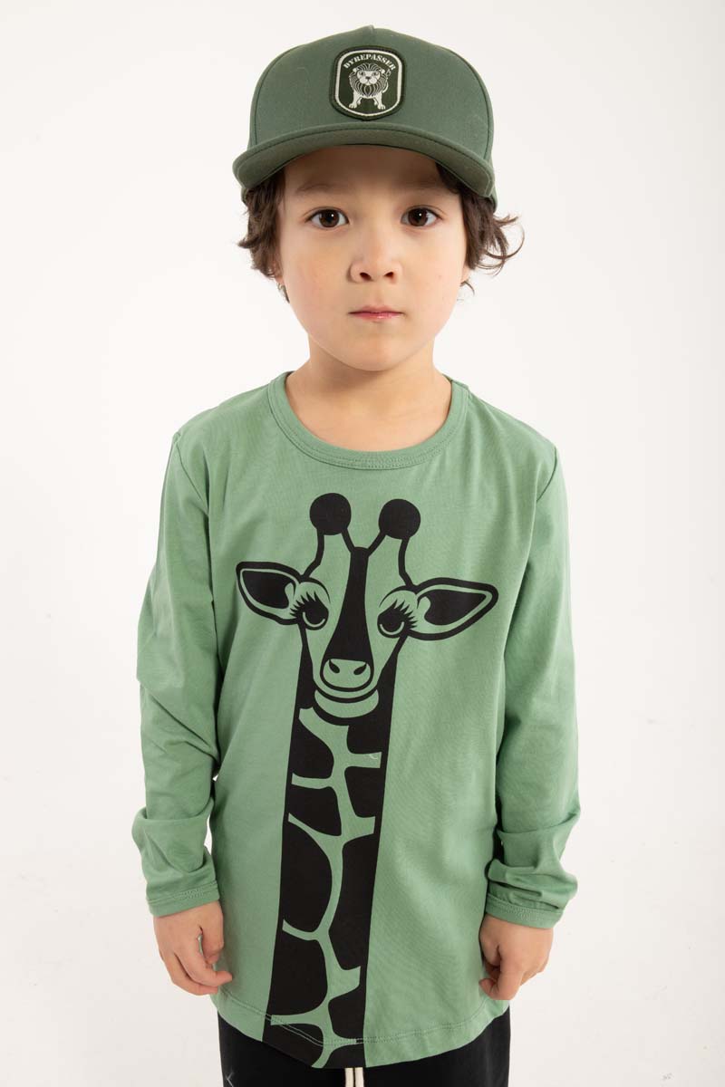 Sød bluse til børn med print af giraf