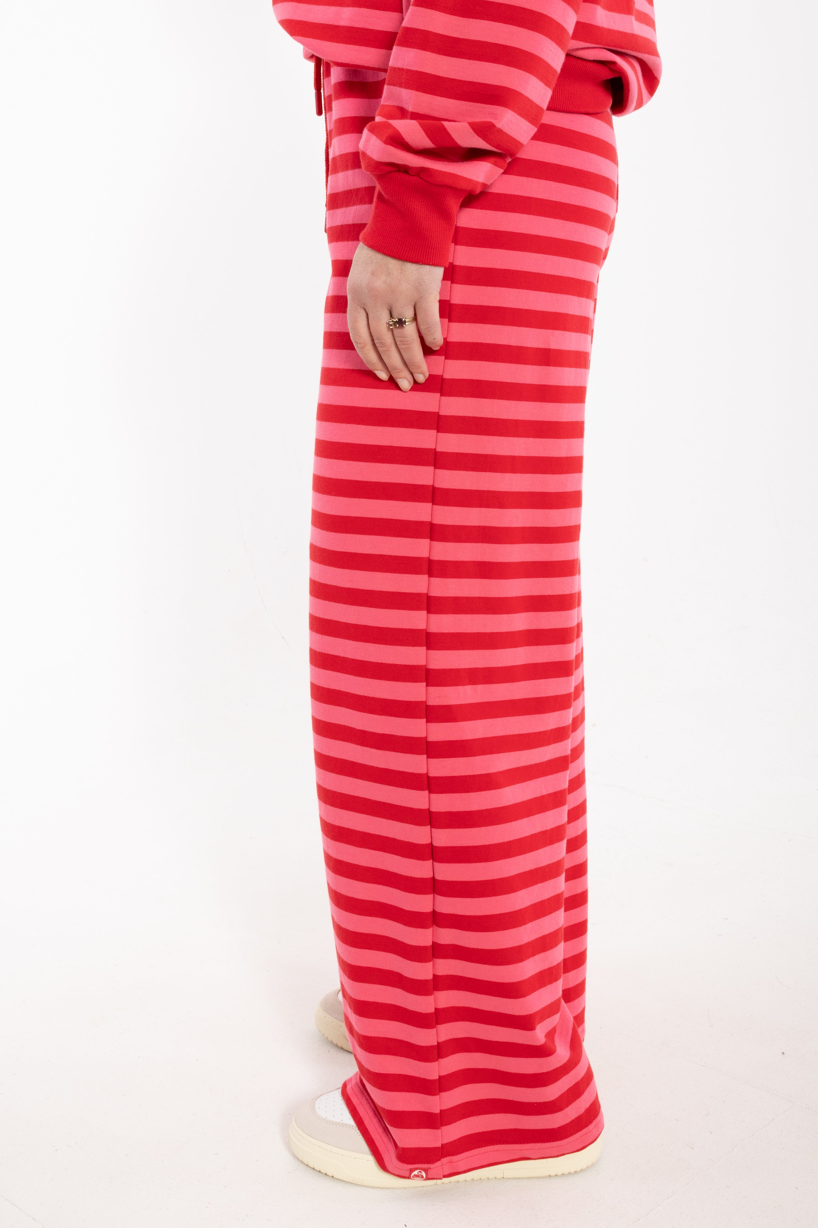 ESS - Danegrain Sweat Pants Spicy Pink/Dark Red