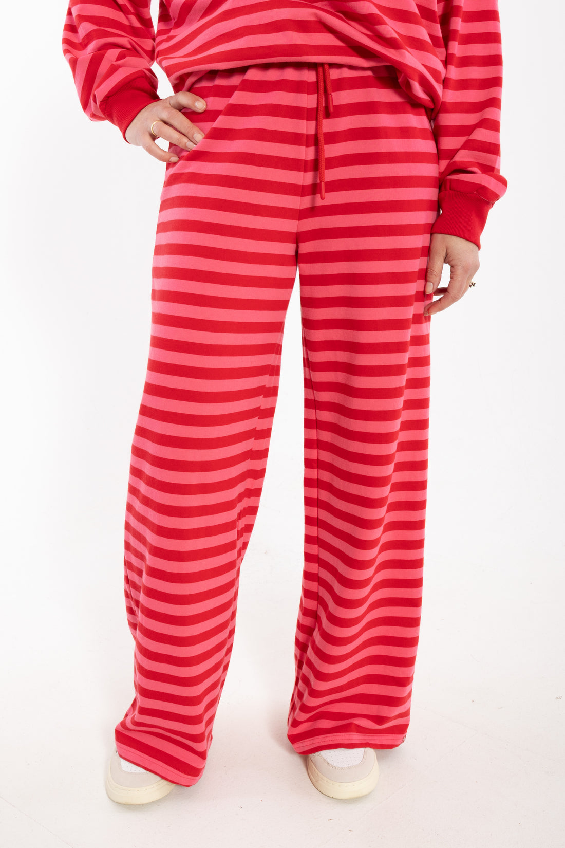 ESS - Danegrain Sweat Pants Spicy Pink/Dark Red