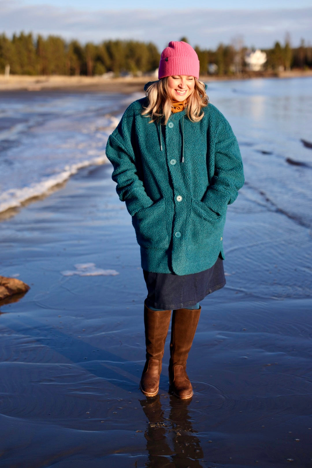 Lækker fuzzy fleecejakke i blågrøn nuance til kvinder