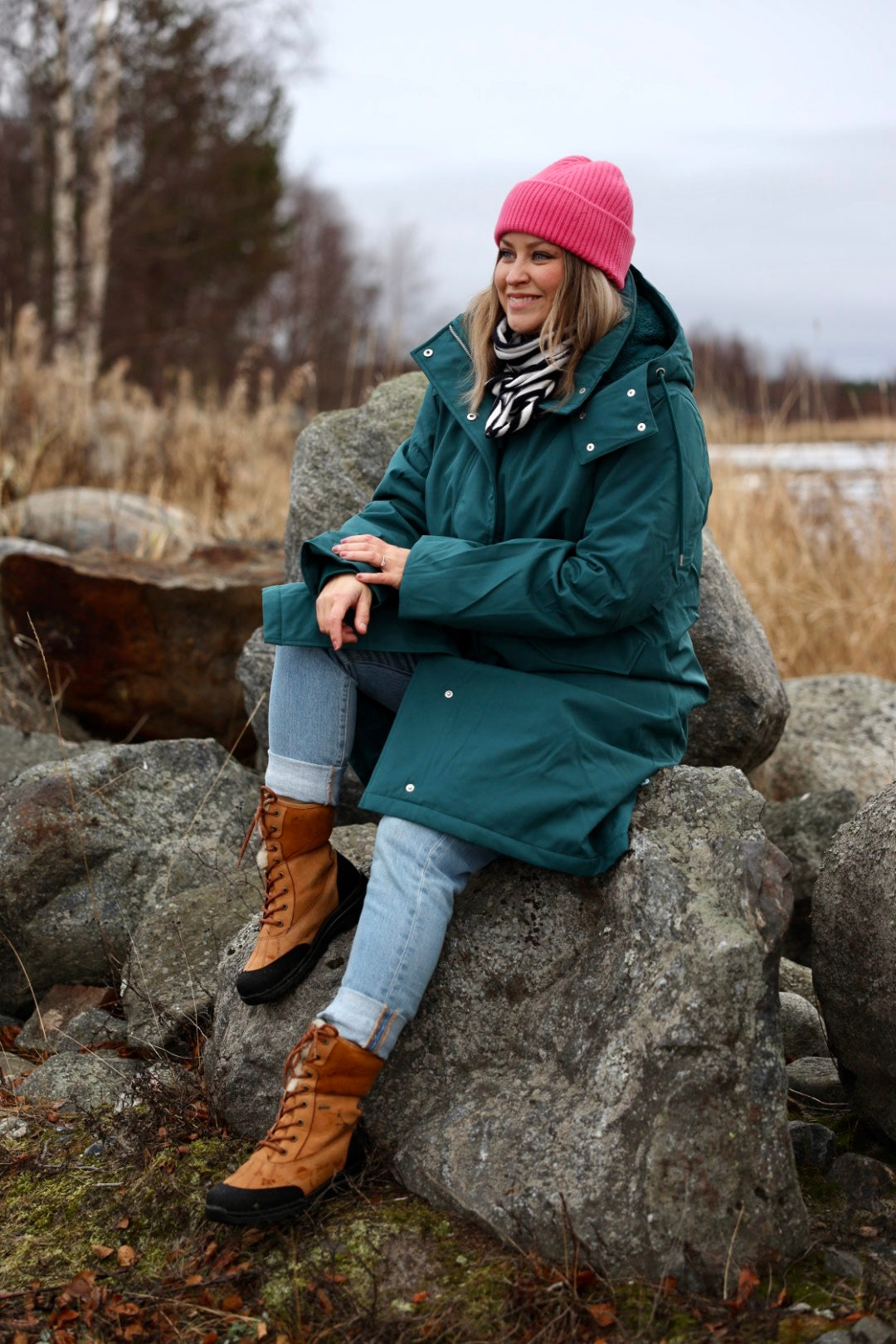 Vinterjakke til damer i slate farve