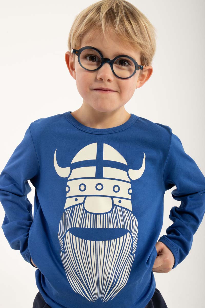 Langærmet blå bluse med print af vikingen Erik til børn