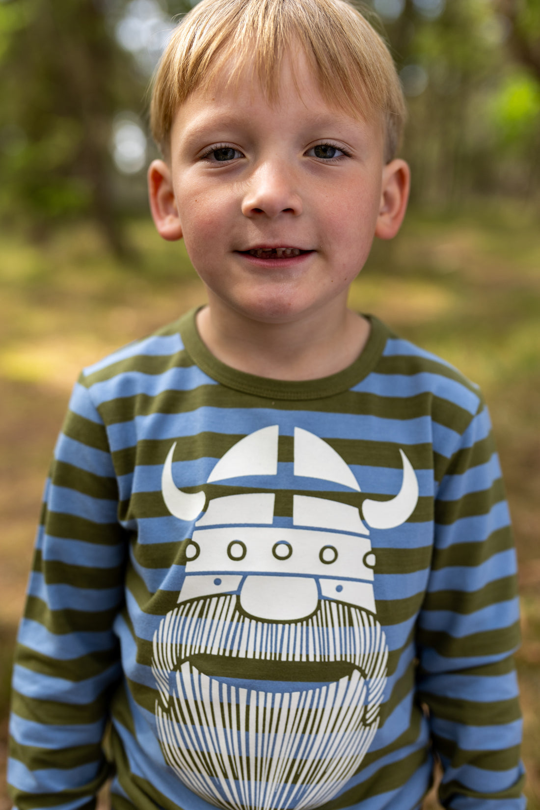 Stribet bluse til børn med viking