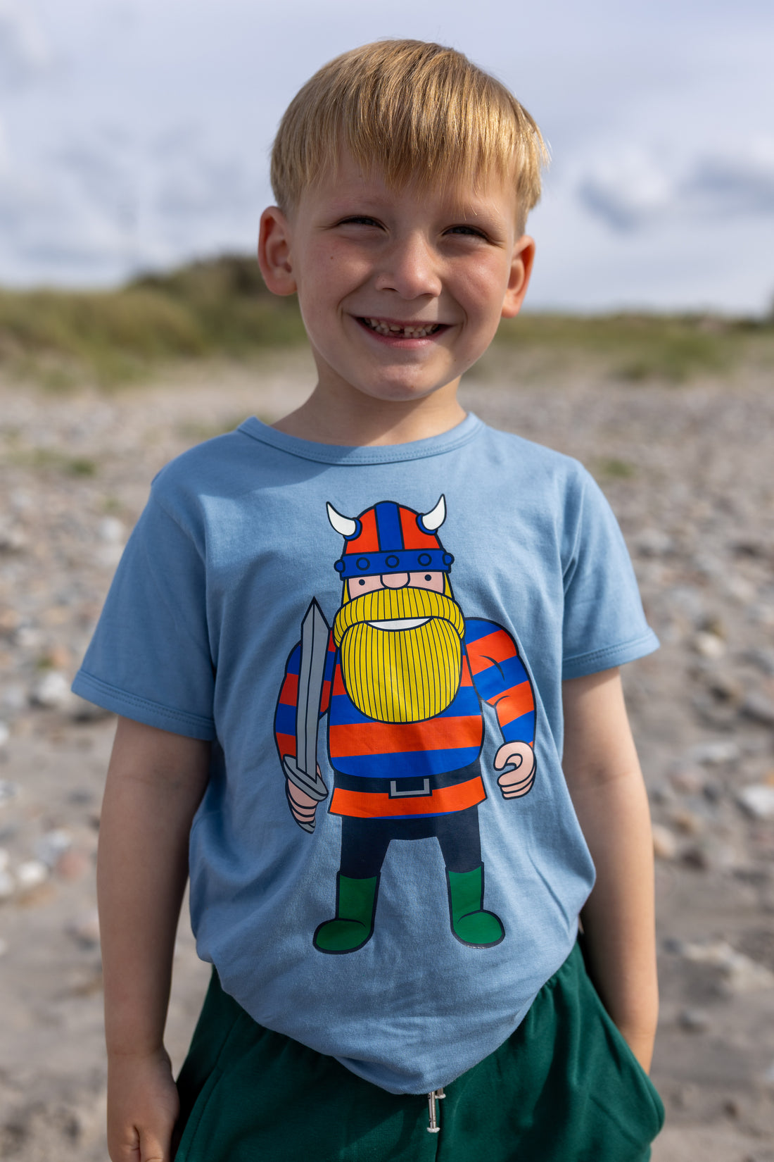 Blå t-shirt med viking.