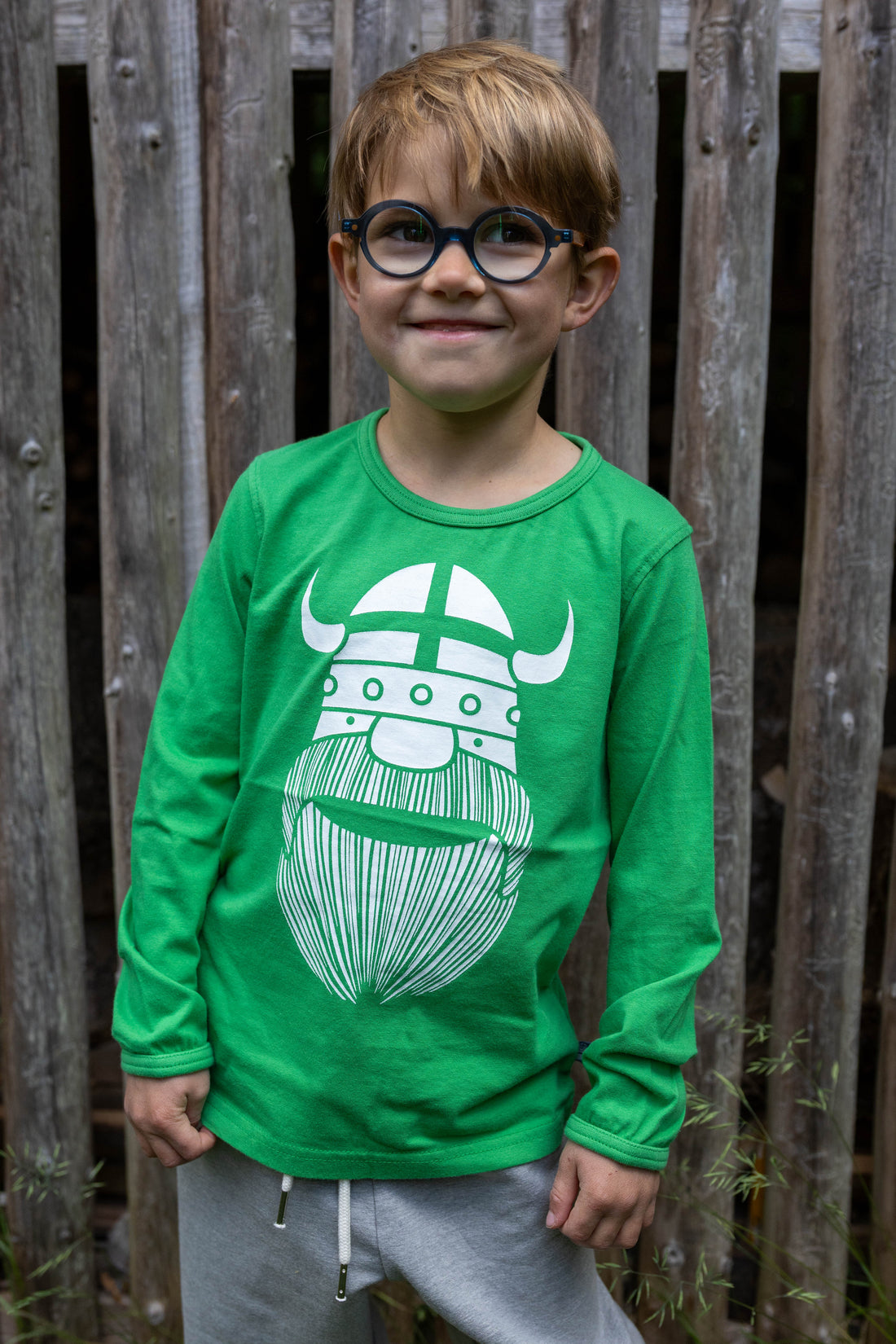 Bluse til børn med viking.