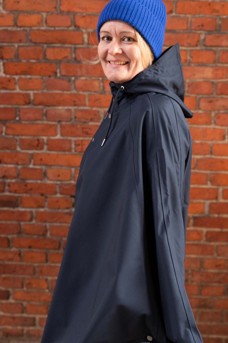 Regn poncho i blå. Regnslag fra Danefæ