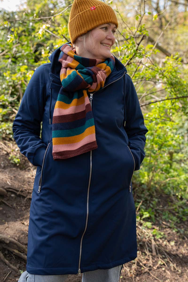 Dame softshell frakke i navy Danefæ