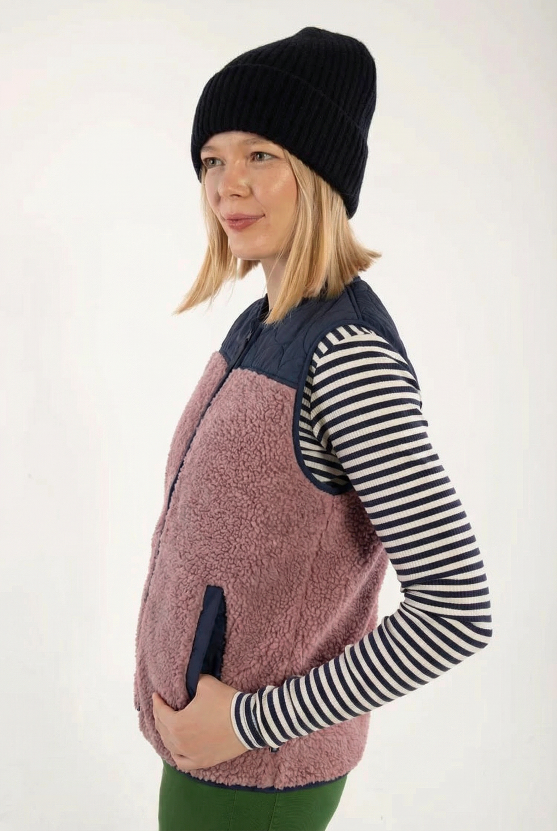 Danewalnut Fleece Bodywarmer Dk Navy/Rose Beige