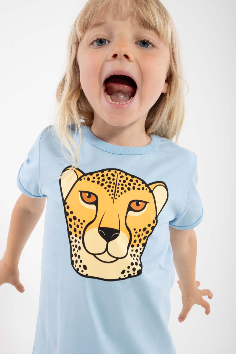 t-shirt til børn med en geopard