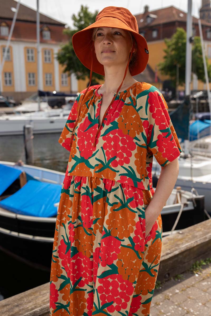 Daneluft Seersucker Dress Beige MAXIBERRY