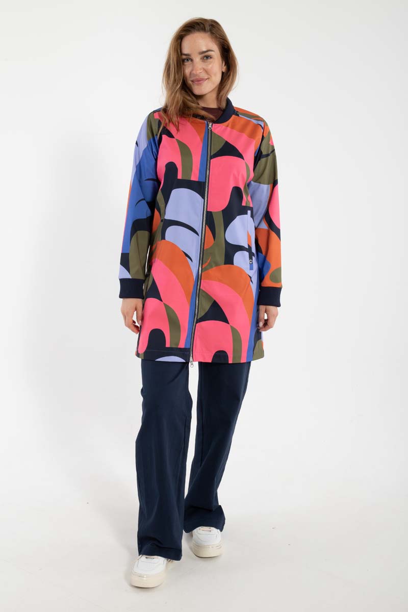 Softshell frakke til dame i smuk print