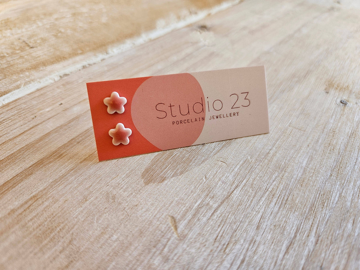 Stud Flower Earrings Pair: Orange
