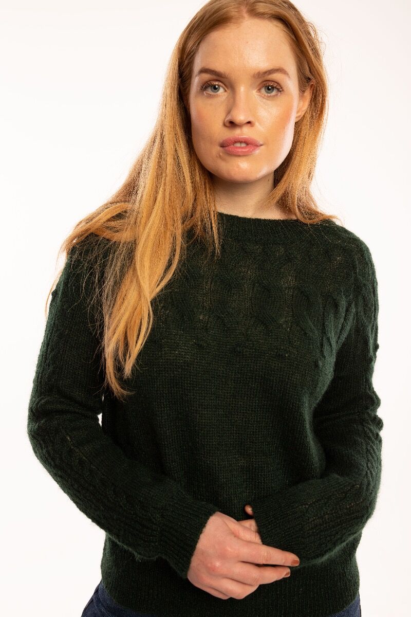 Danaarluk Sweater Black green