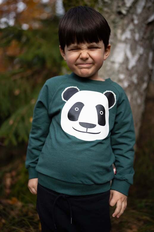 Skøn sweatshirt til børn med print af sød panda