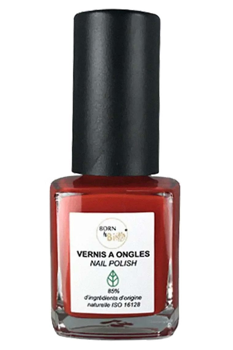 Natürlicher Nagellack leuchtend rot