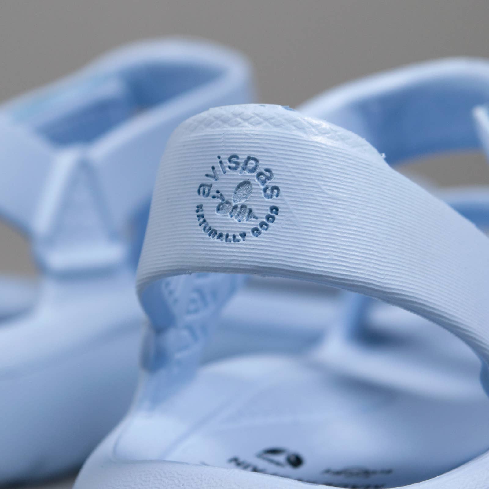 Calzame - Maui Flat Sandal Sky