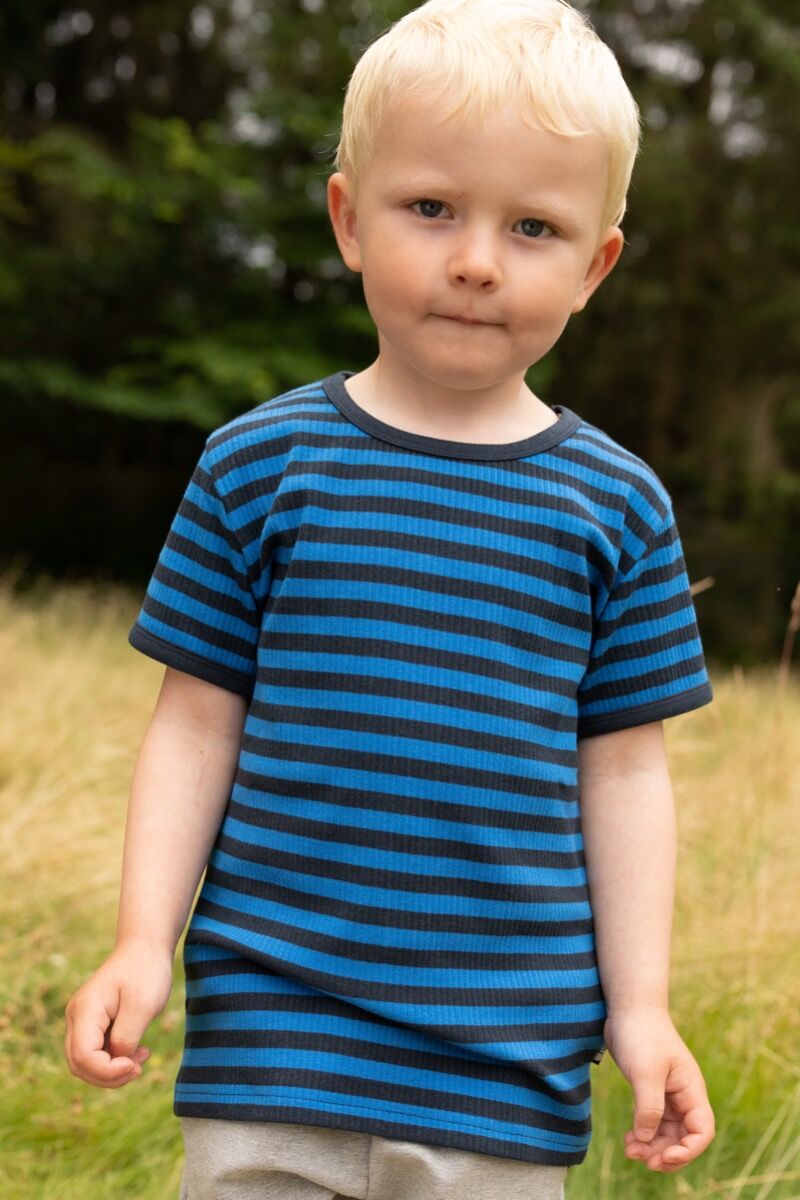 ESS - Danesoda Tee Blue/Dk Navy