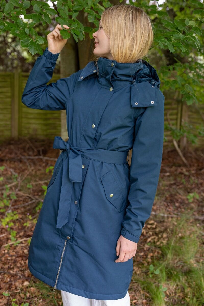 Regnfrakke til dame. Vinter regn frakke med foer.