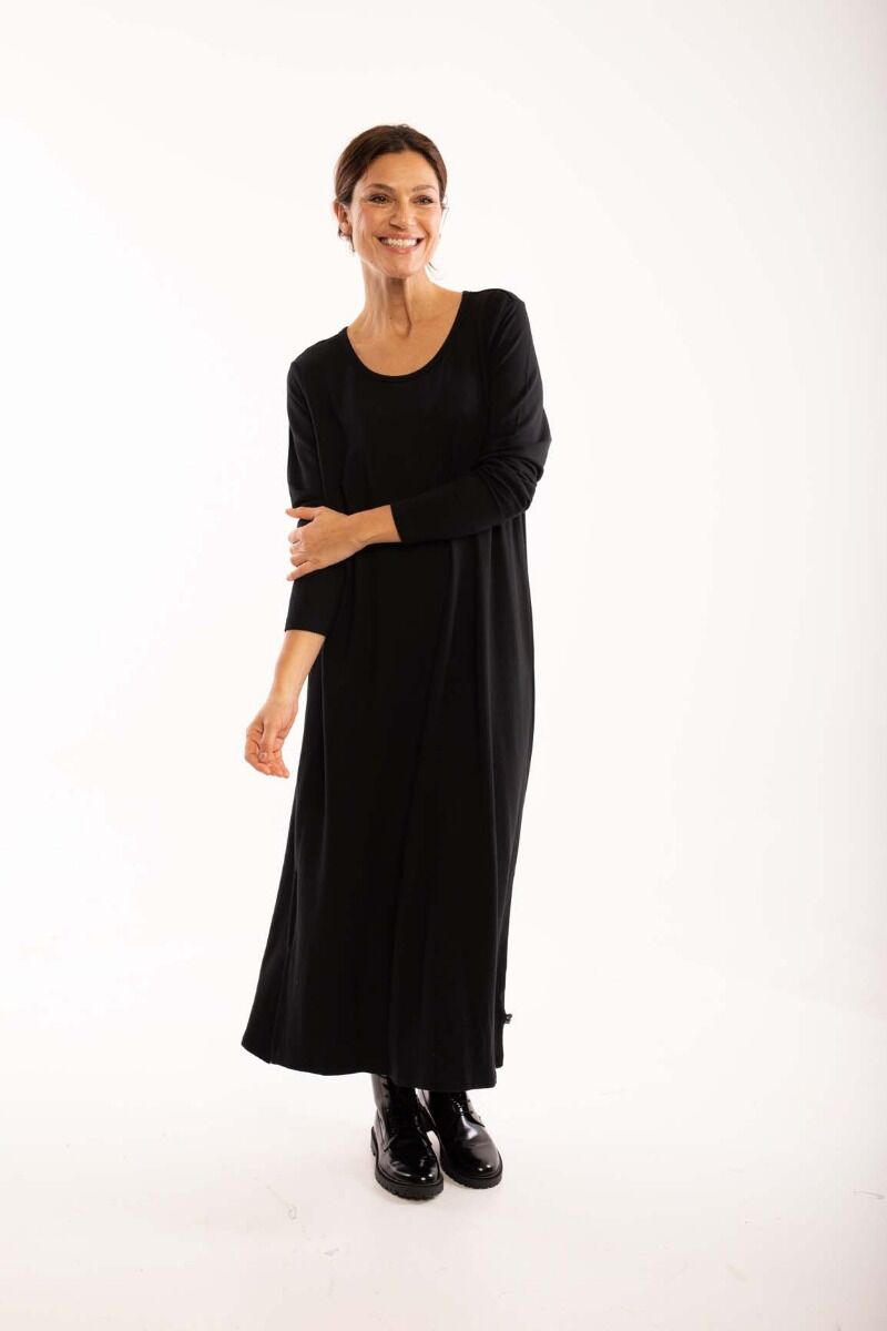 Danecasilda LS Viscose Dress Black