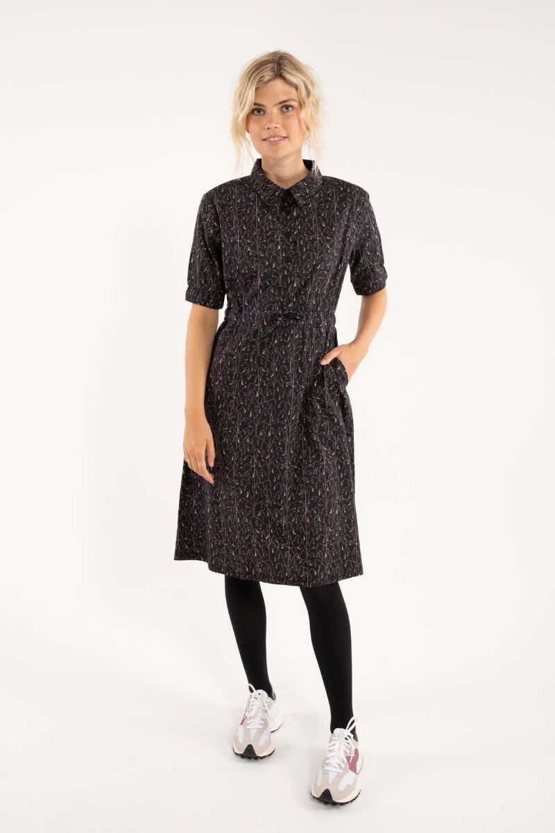 Danesusanne Poplin Dress Black/Offwhite OATS