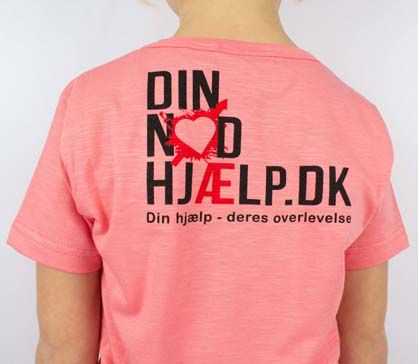 T-shirt til børn med giraf